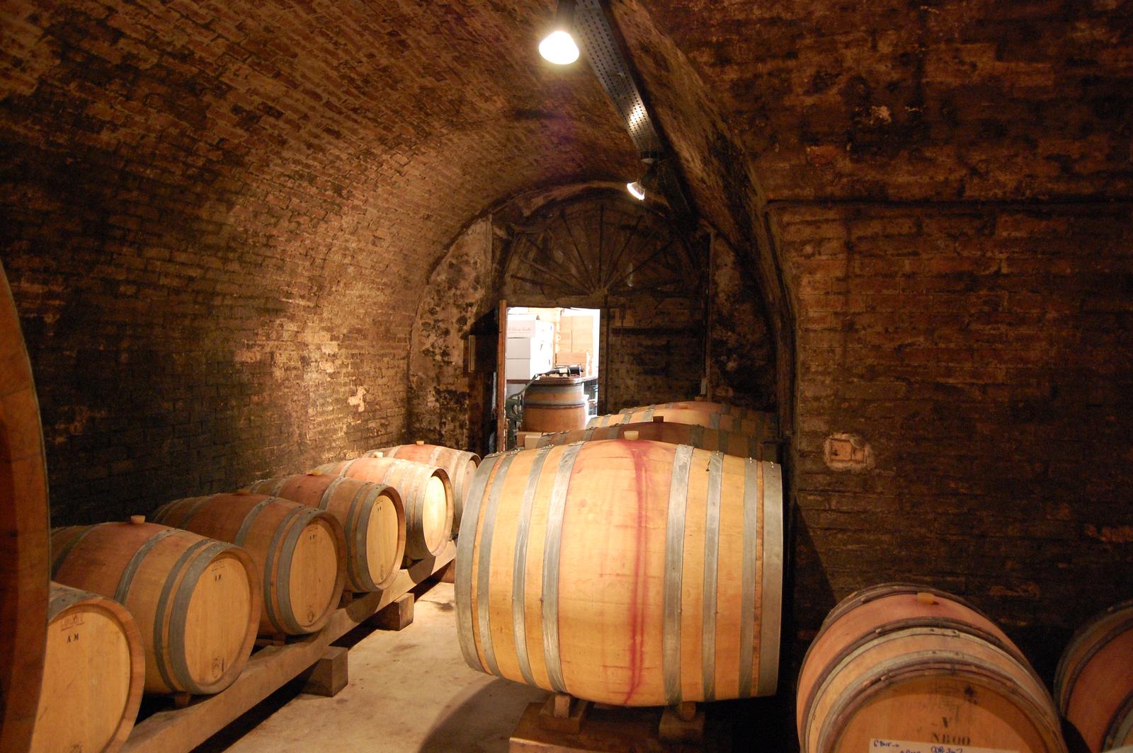 - wines The Châteauneuf-du-Pape AOC